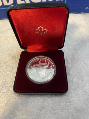 1983 Regina Canada Dollar Commemorative Silver Coin in Presentation Case